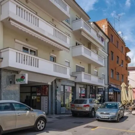 In The Center Of Pula