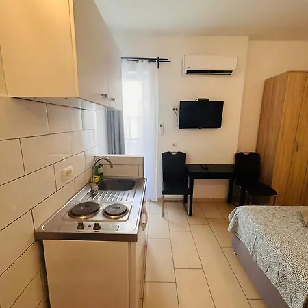 In The Center Of * Pula